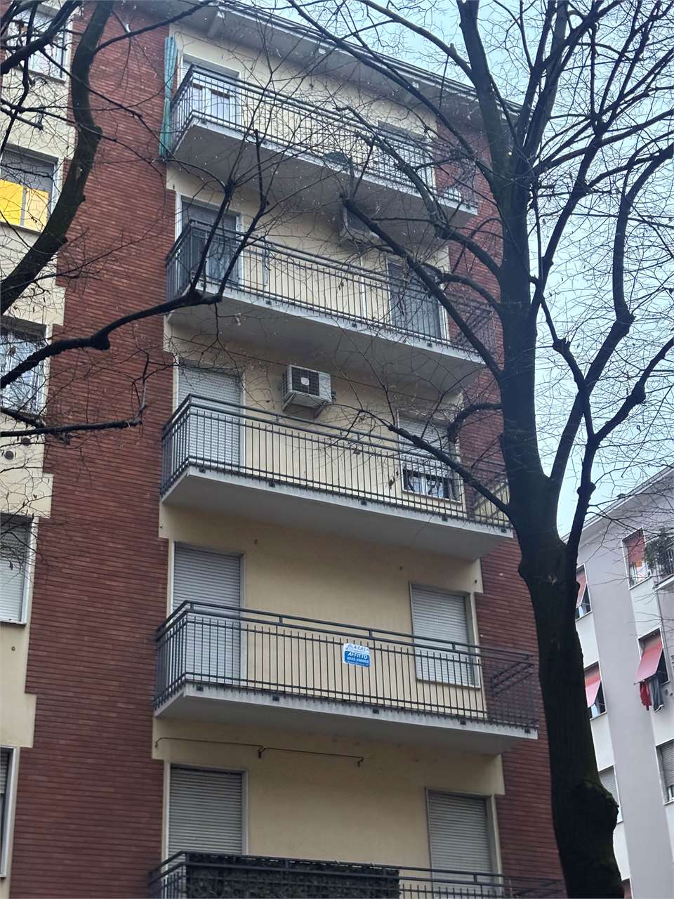 PARMA AMPIO TRILOCALE CON POSSIBILITA’ DI POSTO AUTO