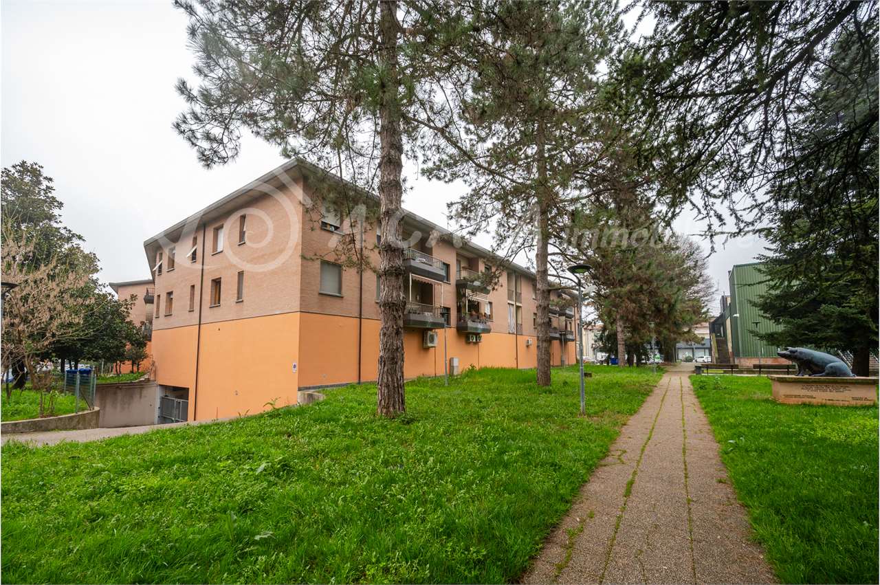 QUADRILOCALE IN CENTRO AL PAESE