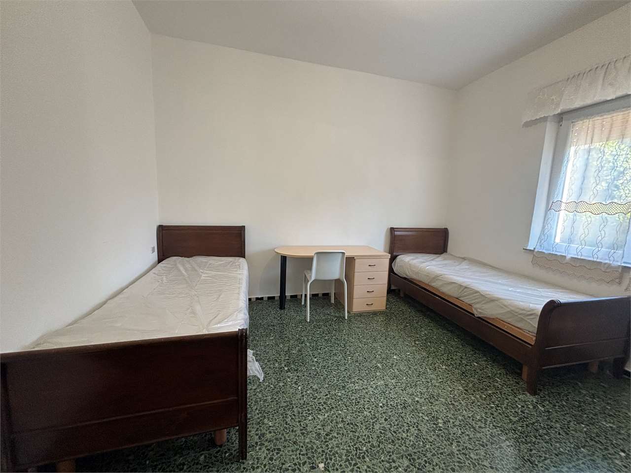 Affittasi stanza doppia a Medesano centro – €300/mese