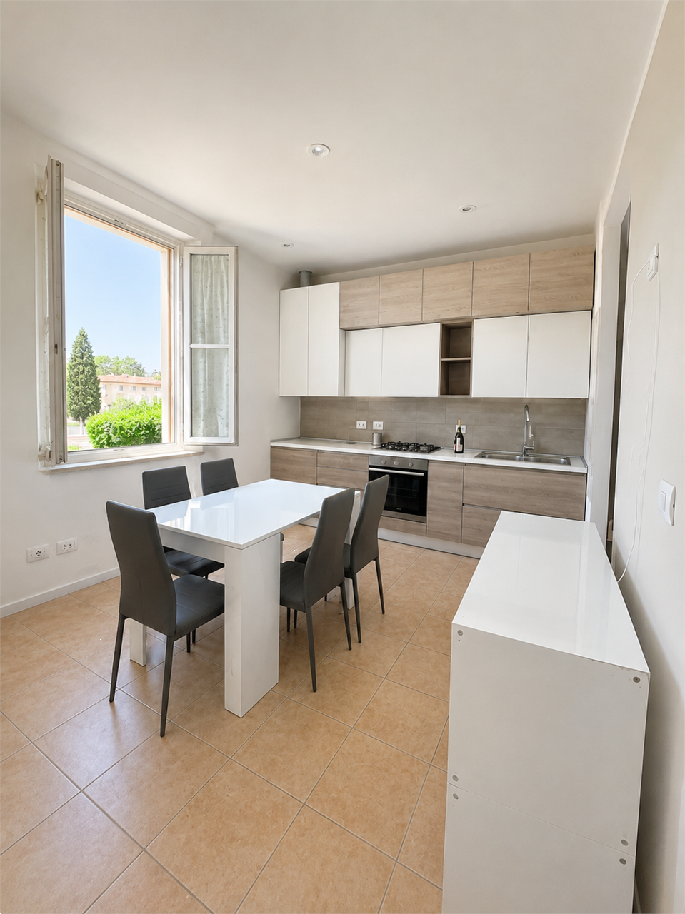 TRILOCALE CON GARAGE