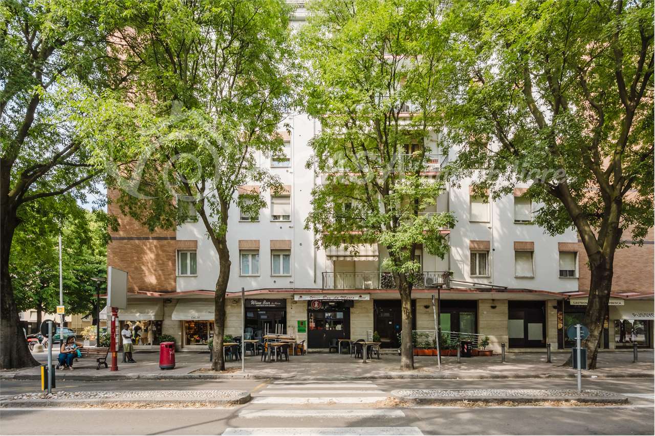 AMPIO QUADRILOCALE CON GARAGE IN Q.RE MONTANARA