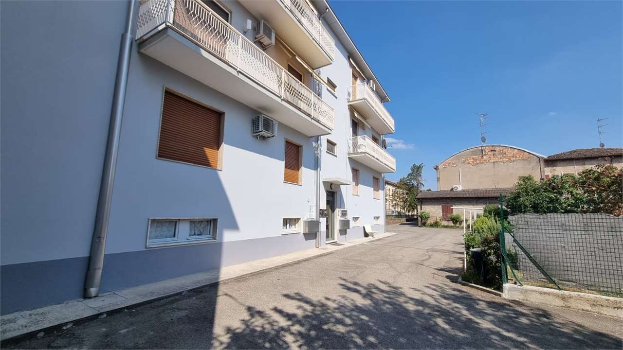 BILOCALE RISTRUTTURATO con garage
