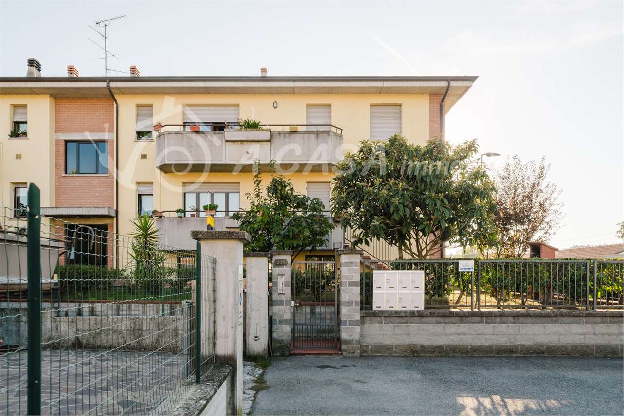 BILOCALE IN CENTRO AL PAESE