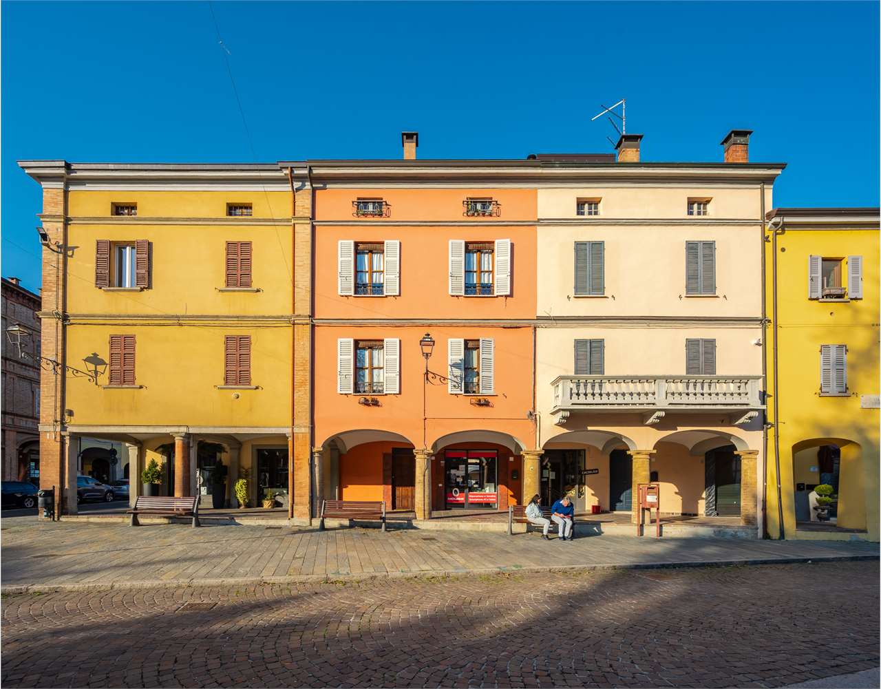 Quadrilocale mansardato in centro
